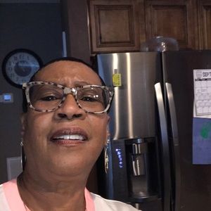 Meet your Posher, Janelle